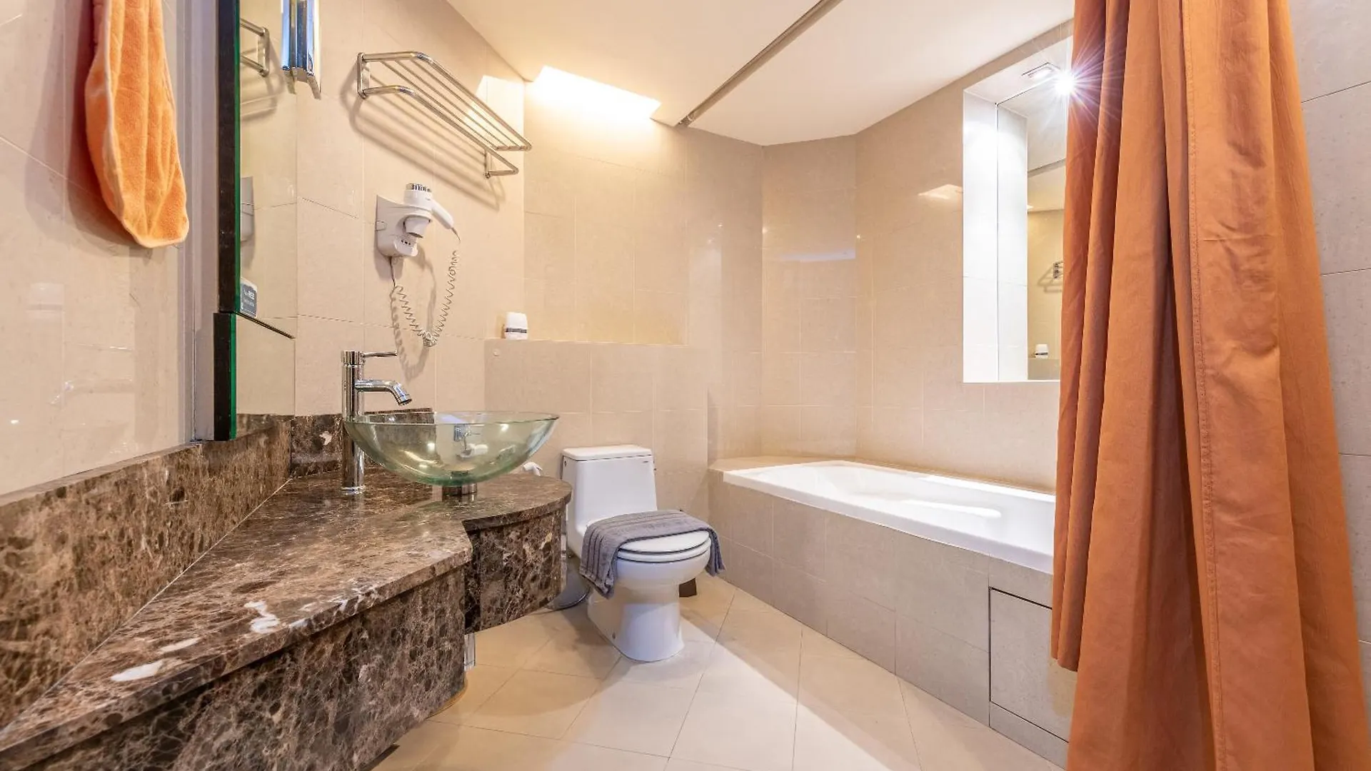 Resort Suites @ Sunway Pyramid & Sunway Lagoon Petaling Jaya Aparthotel Subang Jaya